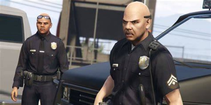 How to be a cop in gta 5 online