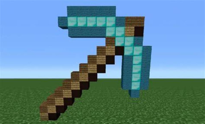 How to build a pickaxe in minecraft