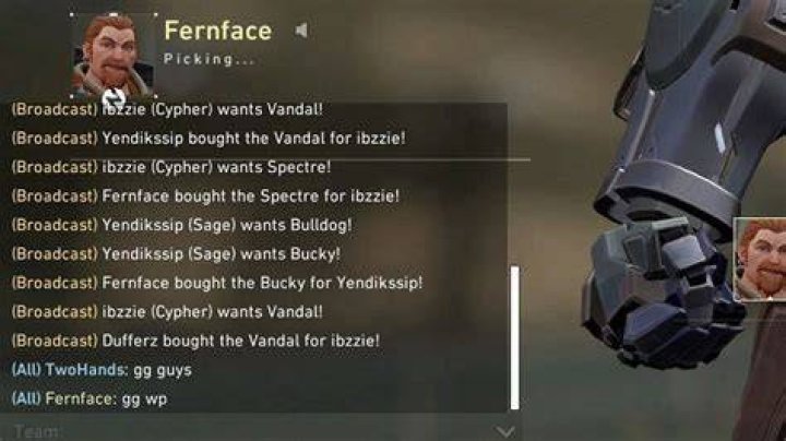 How to chat with all in valorant