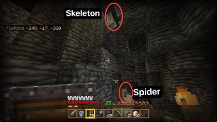 How to spawn a spider in minecraft