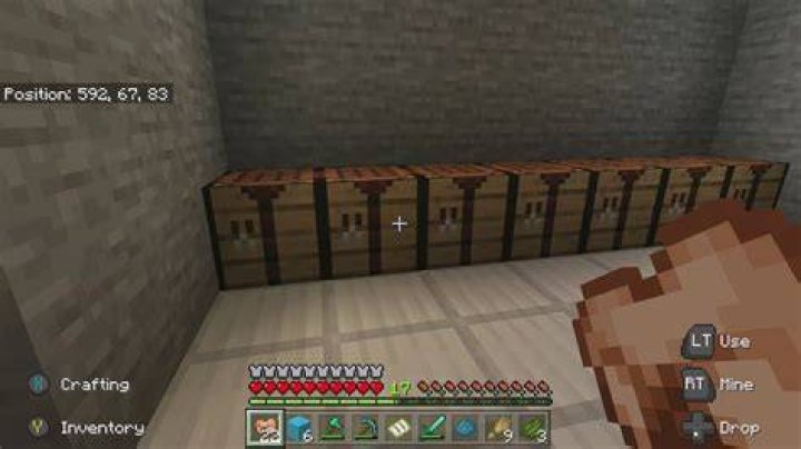 How to turn wheat into bread minecraft