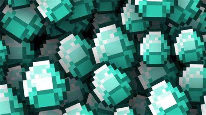Minecraft how many diamonds per chunk