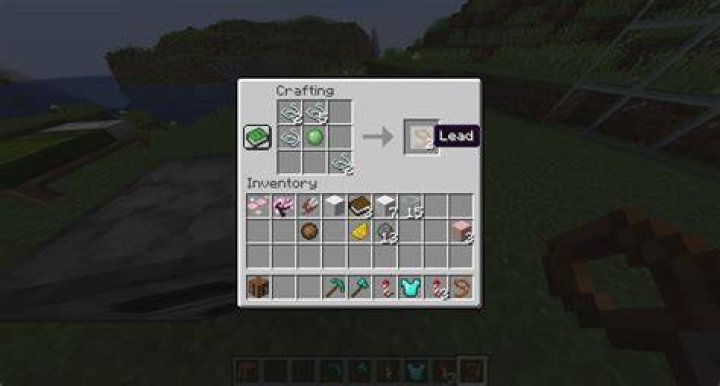 Minecraft how to craft a lead