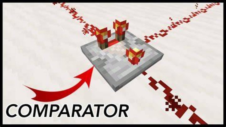 What does a comparator do in minecraft