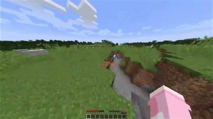 What is b hopping in minecraft